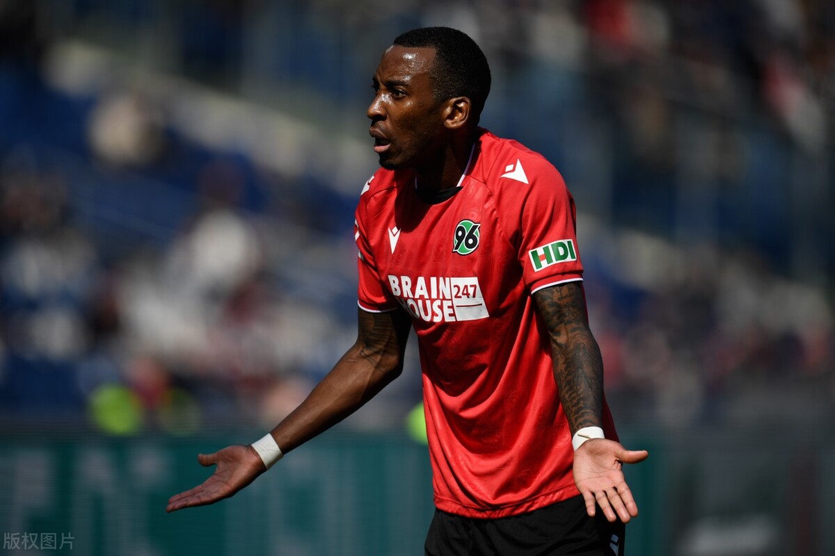 凯泽斯劳滕球员表现出色，带领球队取胜的简单介绍