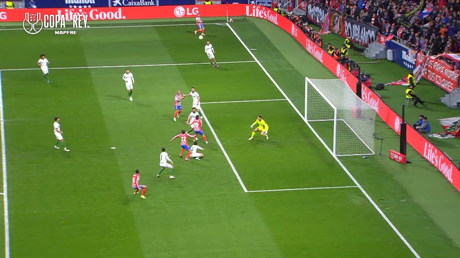 卓尔克走近赫塔菲带分击败马德里士的简单介绍